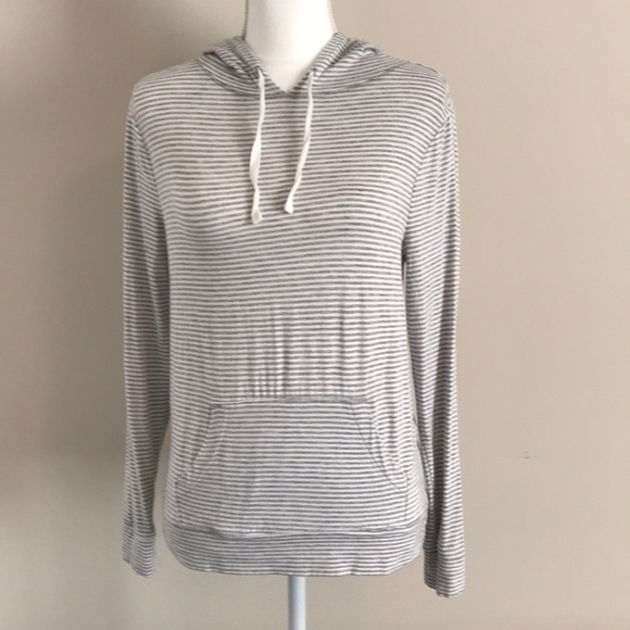 OLD NAVY Gray & White striped hoody/long sleeve - Picture 3 of 4